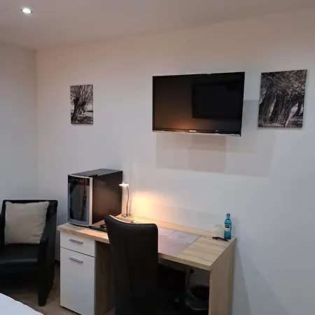 & Restaurant Brommler Muehle