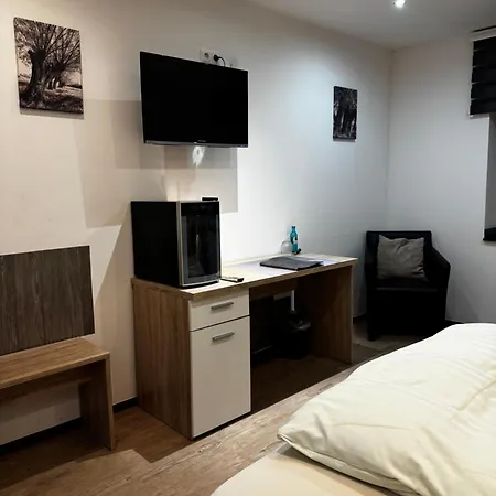 & Restaurant Brommler Muehle