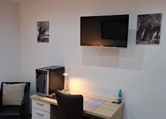 & Restaurant Brommler Muehle