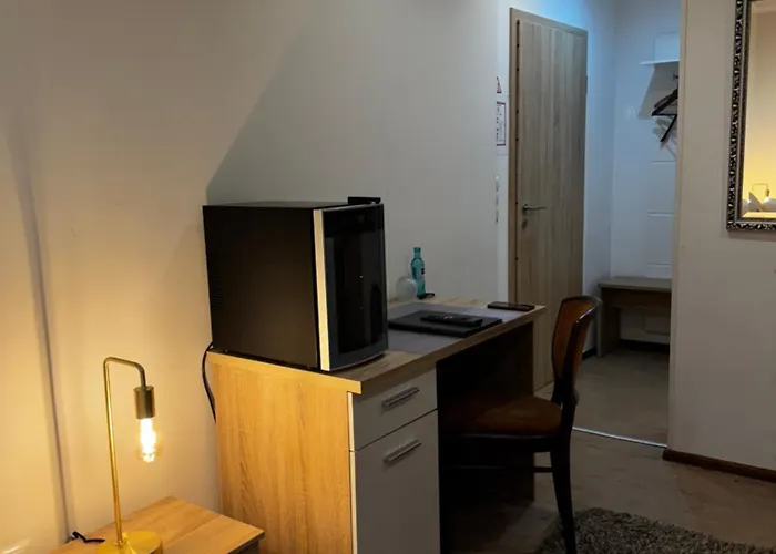 & Restaurant Brommler Muehle 3*